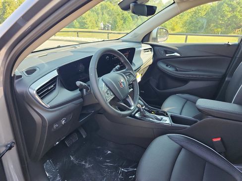 New 2026 Buick Encore GX Avenir w/ Avenir Technology Package image 12