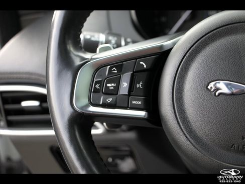 Used 2018 Jaguar F-PACE S AWD/4WD image 17