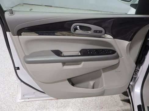 Used 2017 Buick Enclave Premium AWD/4WD image 11