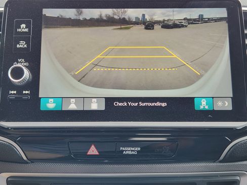 Certified 2025 Honda Ridgeline Sport image 18