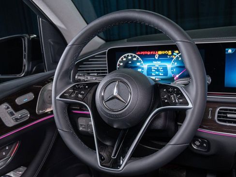 New 2026 Mercedes-Benz GLS 450 4MATIC image 14