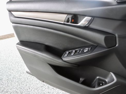 Used 2022 Honda Accord Sport image 21