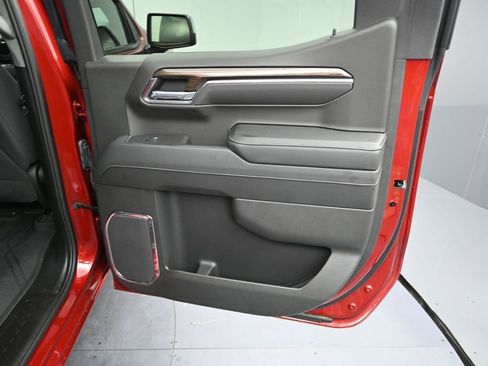Used 2024 Chevrolet Silverado 1500 LT w/ Protection Package RWD image 9