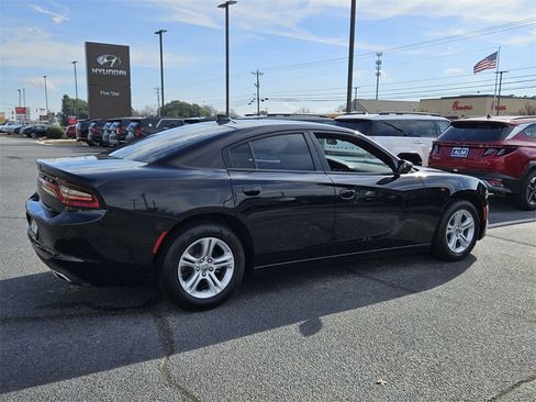 Used 2023 Dodge Charger SXT image 13