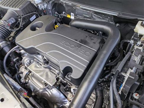 New 2026 Chevrolet Equinox LT w/ LPO, Floor Liner Package image 31