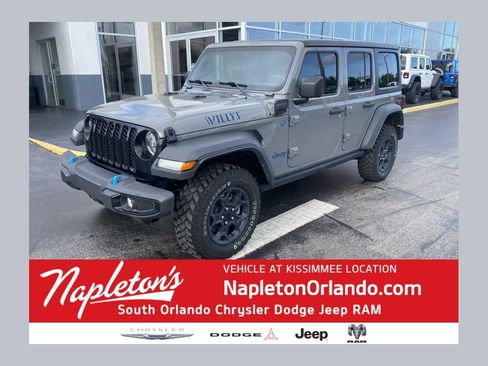 Used 2023 Jeep Wrangler Unlimited w/ Cold Weather Group AWD/4WD image 1