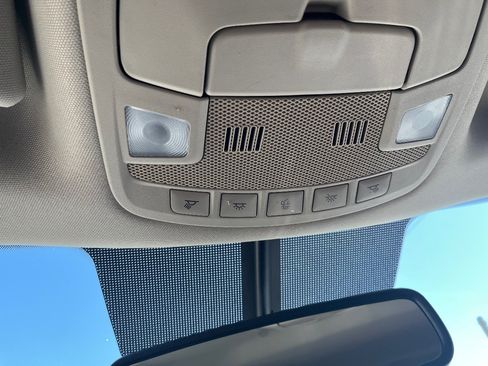 Used 2018 Ford Expedition XLT w/ Equipment Group 202A RWD image 23