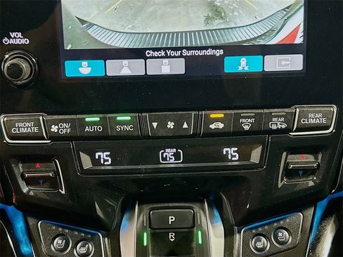 Used 2023 Honda Odyssey Elite image 14