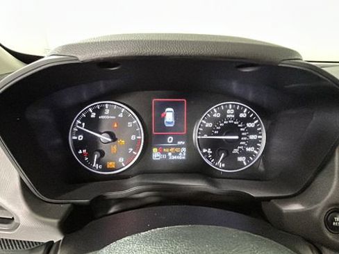 Used 2024 Subaru Crosstrek 2.5i Limited AWD/4WD image 17