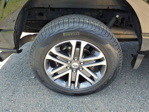 Used 2021 Ford F150 XL w/ STX Appearance Package AWD/4WD image 7