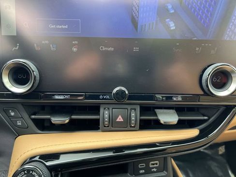 Used 2025 Lexus NX 350h AWD w/ Accessory Package (2T) image 17