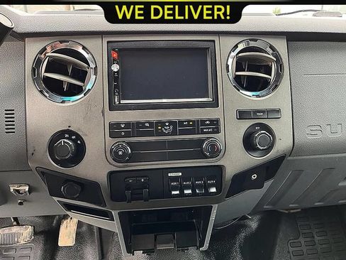 Used 2011 Ford F550 4x4 Crew Cab Super Duty w/ Payload Upgrade Pkg image 12