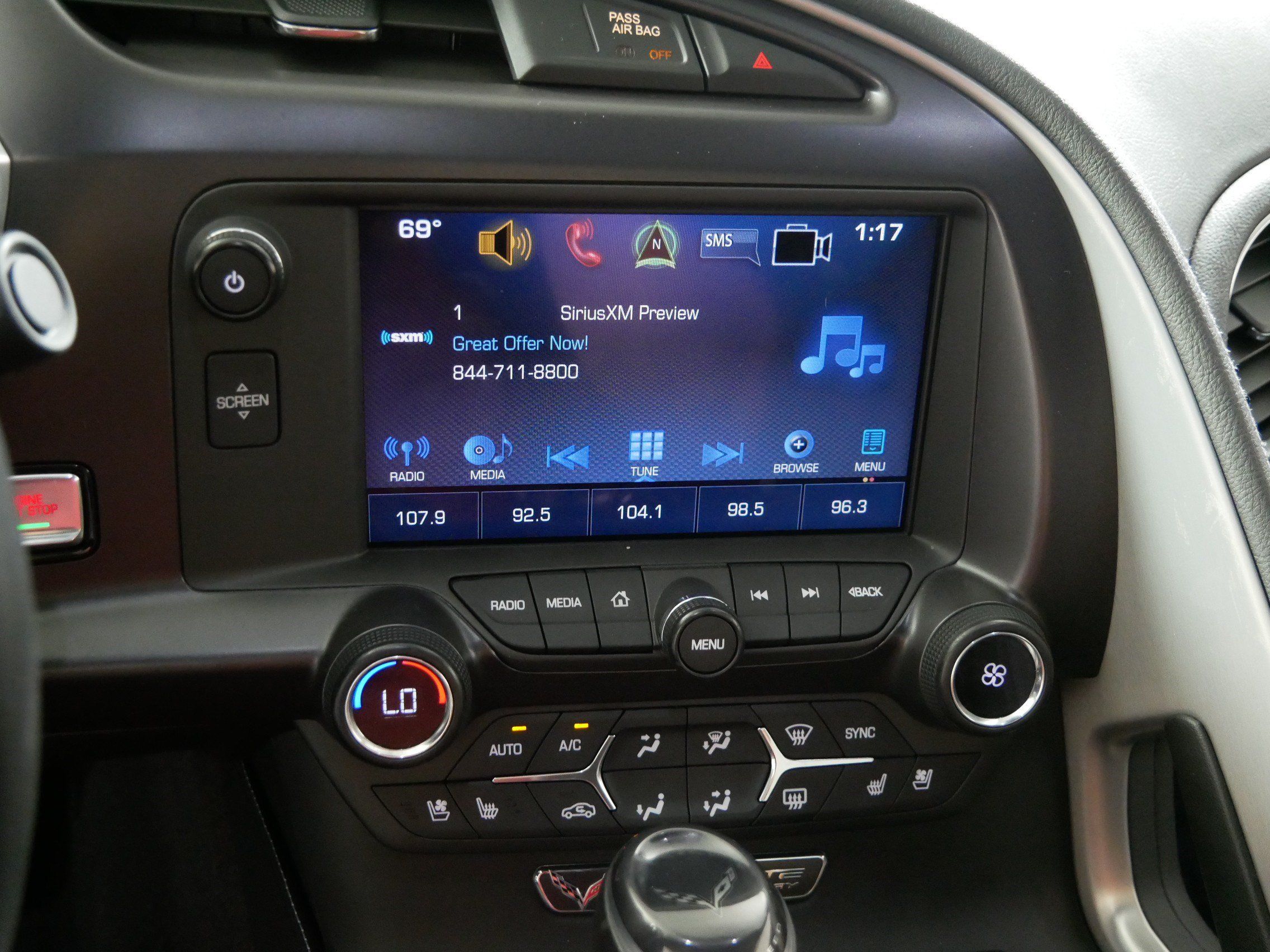 Used 2019 Chevrolet Corvette Stingray Coupe RWD image 22