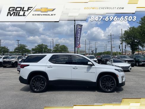 Certified 2023 Chevrolet Traverse RS FWD image 4