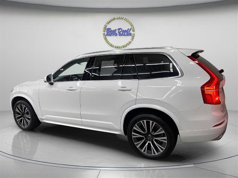 Used 2021 Volvo XC90 T5 Momentum w/ Climate Package image 5