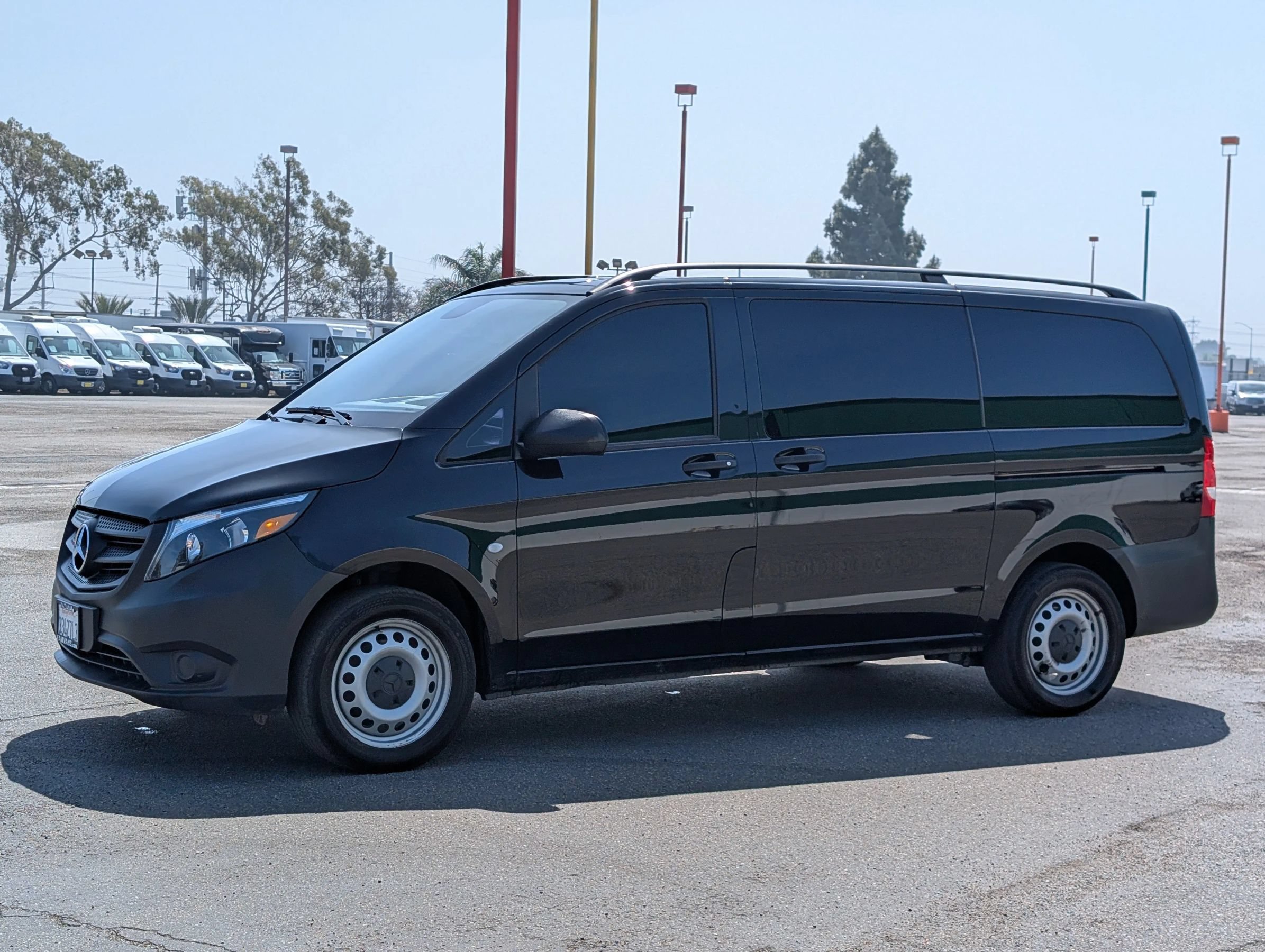 Used 2021 Mercedes-Benz Metris Passenger image 4