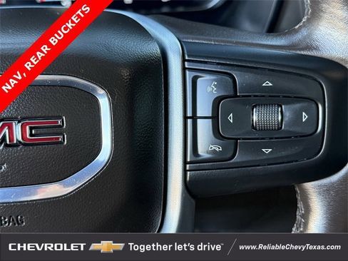 Used 2023 GMC Yukon XL SLT image 15