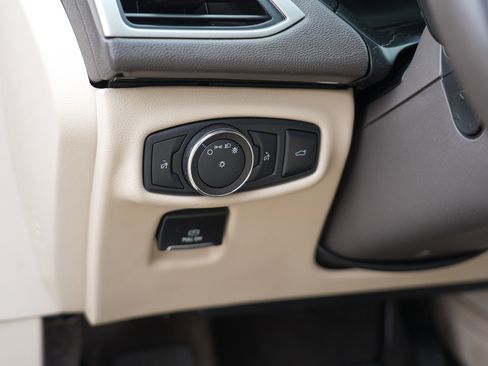 Used 2018 Lincoln MKZ Select w/ Select Plus Package image 19