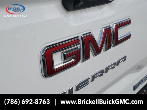 New 2026 GMC Sierra 1500 Elevation image 6