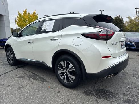 Used 2024 Nissan Murano SV image 3