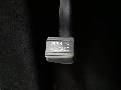 Certified 2024 Dodge Durango GT image 24