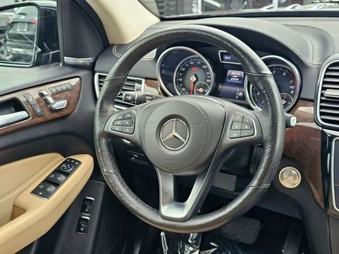 Certified 2019 Mercedes-Benz GLS 450 4MATIC image 33