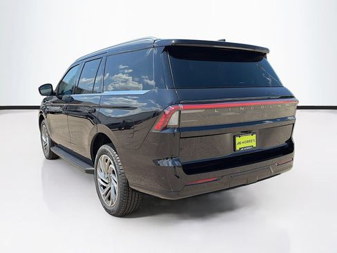 New 2026 Lincoln Navigator Premiere AWD/4WD image 7