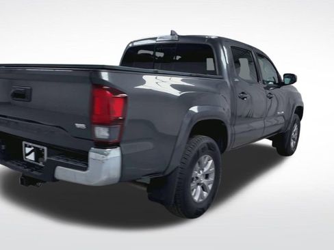 Used 2019 Toyota Tacoma SR5 image 21