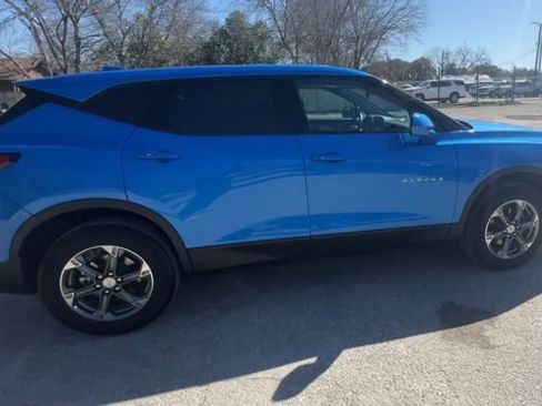 Certified 2025 Chevrolet Blazer LT image 9