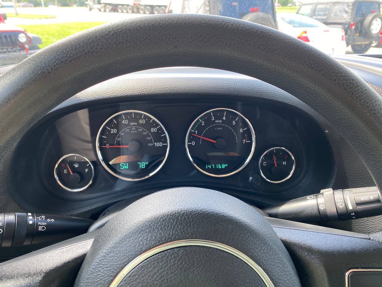 Used 2018 Jeep Wrangler Unlimited Sport AWD/4WD image 31