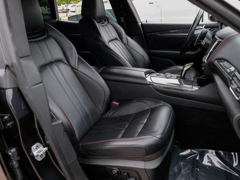 Used 2019 Maserati Levante S GranSport AWD/4WD image 40