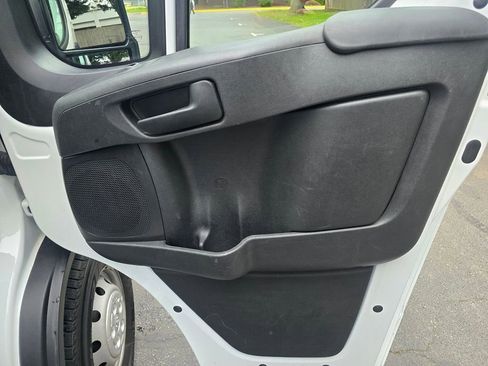 Used 2023 RAM ProMaster 2500 image 25