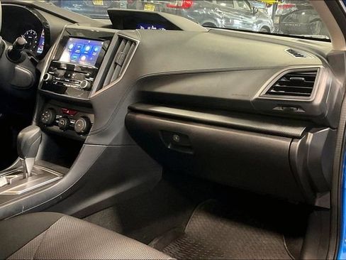 Used 2023 Subaru Impreza Premium image 16