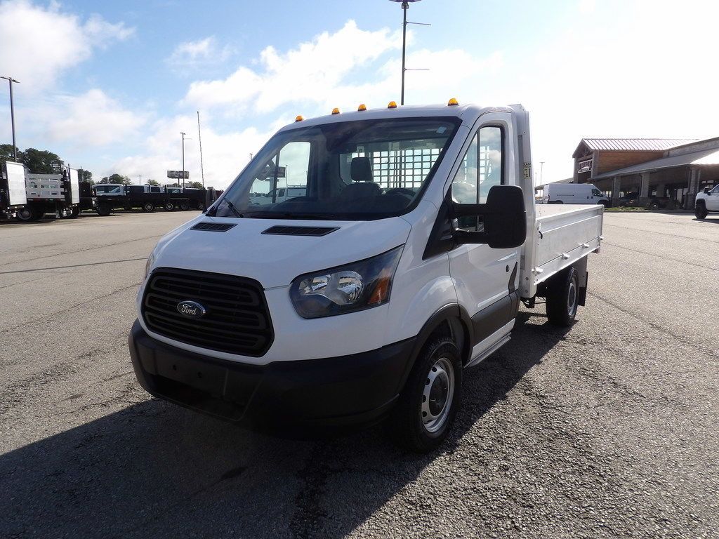 Used 2019 Ford Transit 250 138 RWD image 44