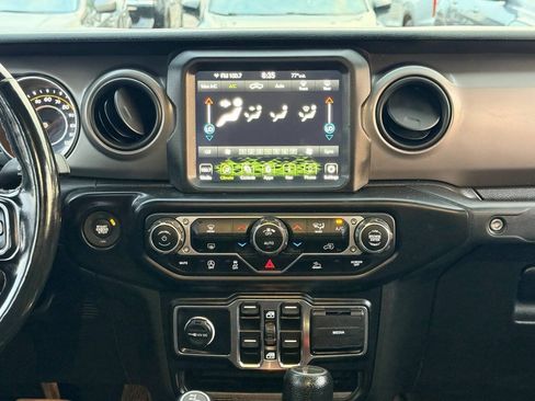 Used 2021 Jeep Gladiator Sport AWD/4WD image 20