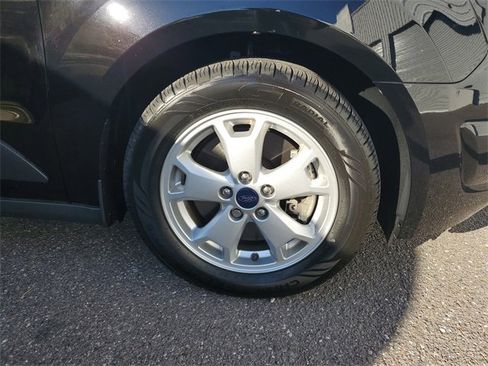 Used 2018 Ford Transit Connect XLT image 5