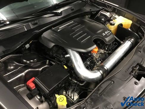 Used 2015 Dodge Charger SE w/ Power Sunroof Group AWD/4WD image 39