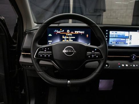 Used 2024 Nissan Ariya FWD image 25