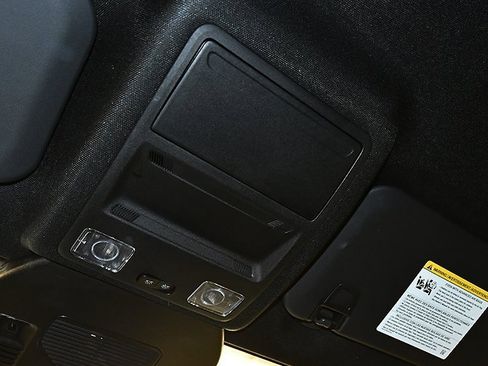 Used 2023 Ford Escape ST-Line image 25