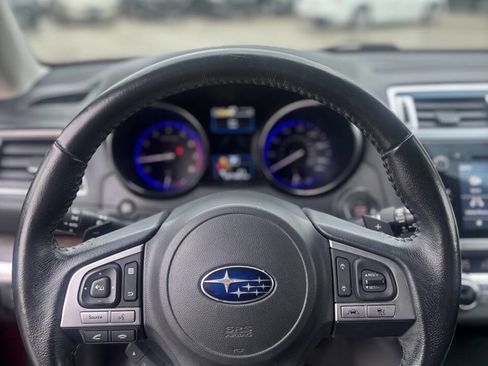 Used 2017 Subaru Outback 2.5i Limited image 13