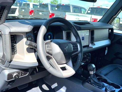 New 2026 Ford Bronco Outer Banks AWD/4WD image 21