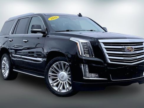 Used 2016 Cadillac Escalade Platinum image 1