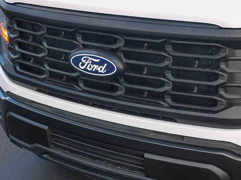 Used 2024 Ford F150 XL RWD image 9