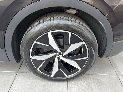 Certified 2023 Volkswagen ID.4 Pro S AWD/4WD image 12