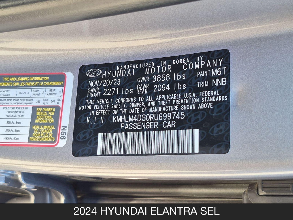 Used 2024 Hyundai Elantra SEL FWD image 25