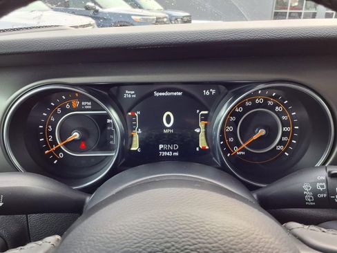 Used 2022 Jeep Wrangler Unlimited Sport image 15