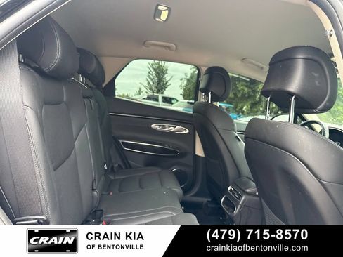 Used 2022 Genesis GV70 2.5T w/ Cargo Package AWD/4WD image 11
