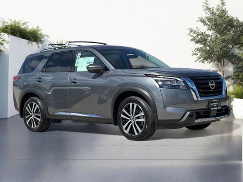 New 2025 Nissan Pathfinder Platinum w/ Cargo Package image 1