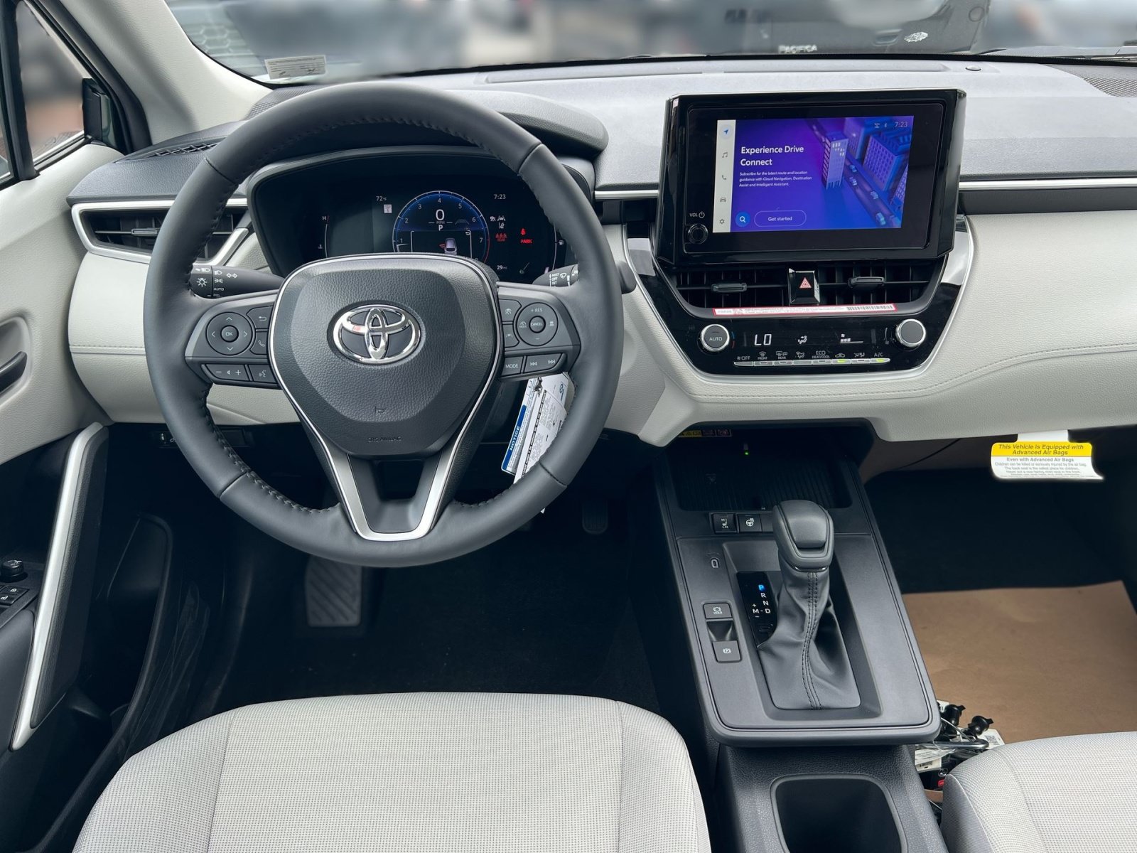 New 2026 Toyota Corolla Cross LE w/ Moonroof Package AWD/4WD image 18
