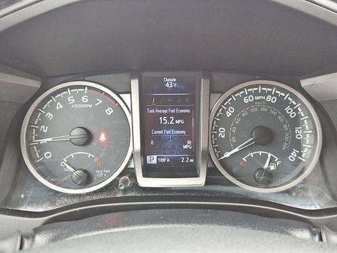 Used 2019 Toyota Tacoma SR5 image 31